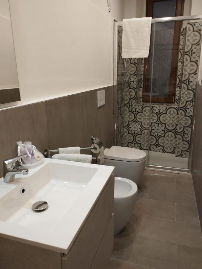 Holiday Rooms Florence Exterior photo