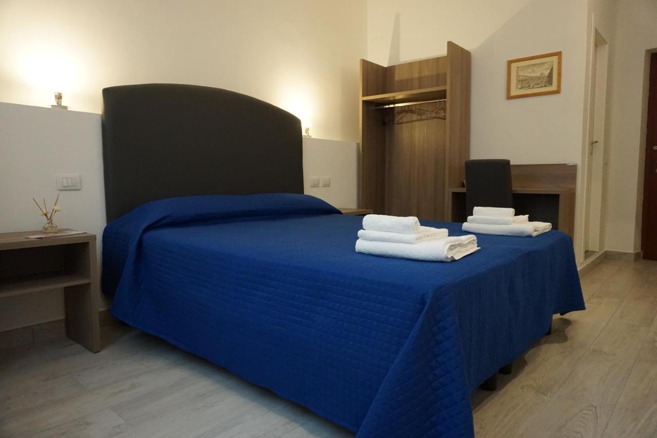 Holiday Rooms Florence Exterior photo